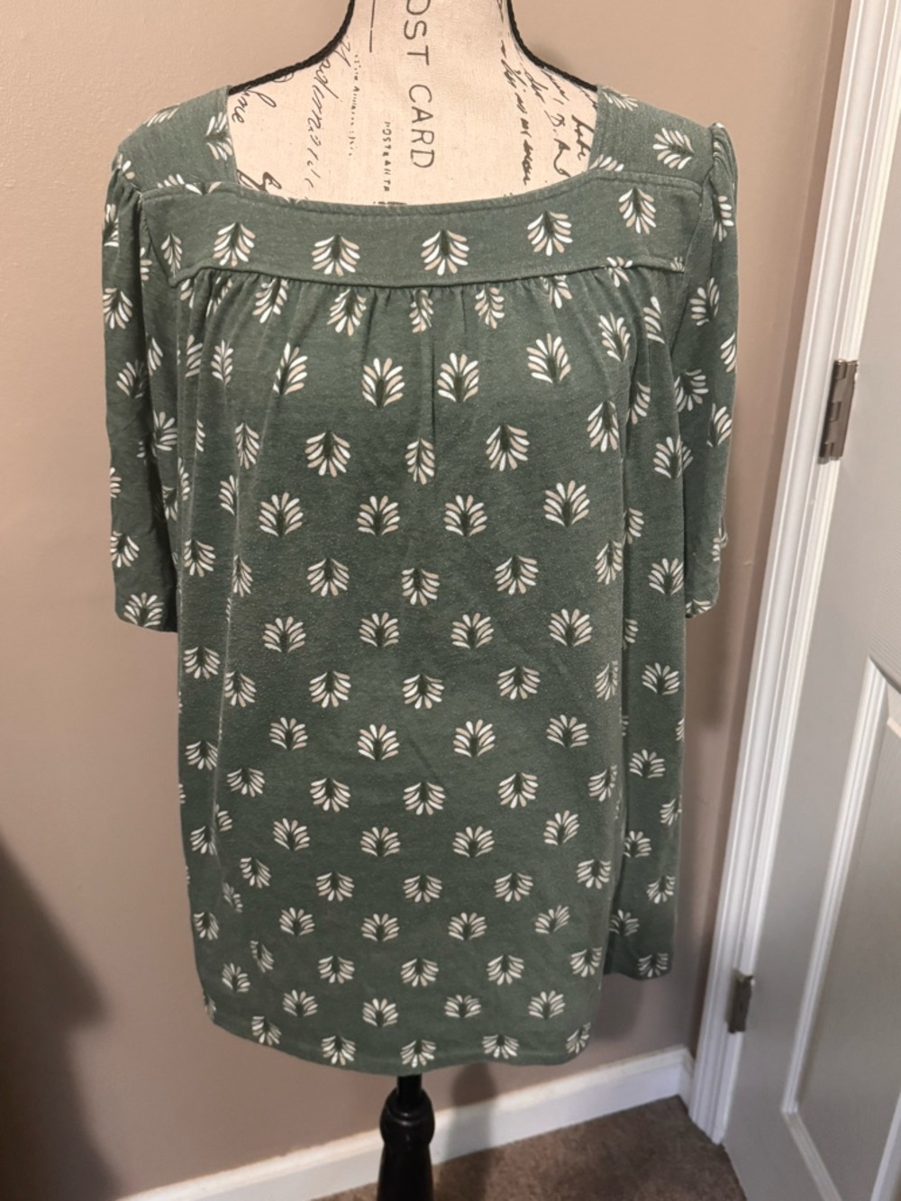 croft & barrow Sage Green Printed Square Neck Tunic